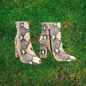 vince camuto square toe snake print boots 8.5